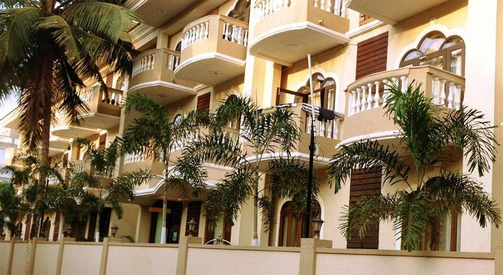 Sukhmantra Resort & Spa Candolim Exterior photo