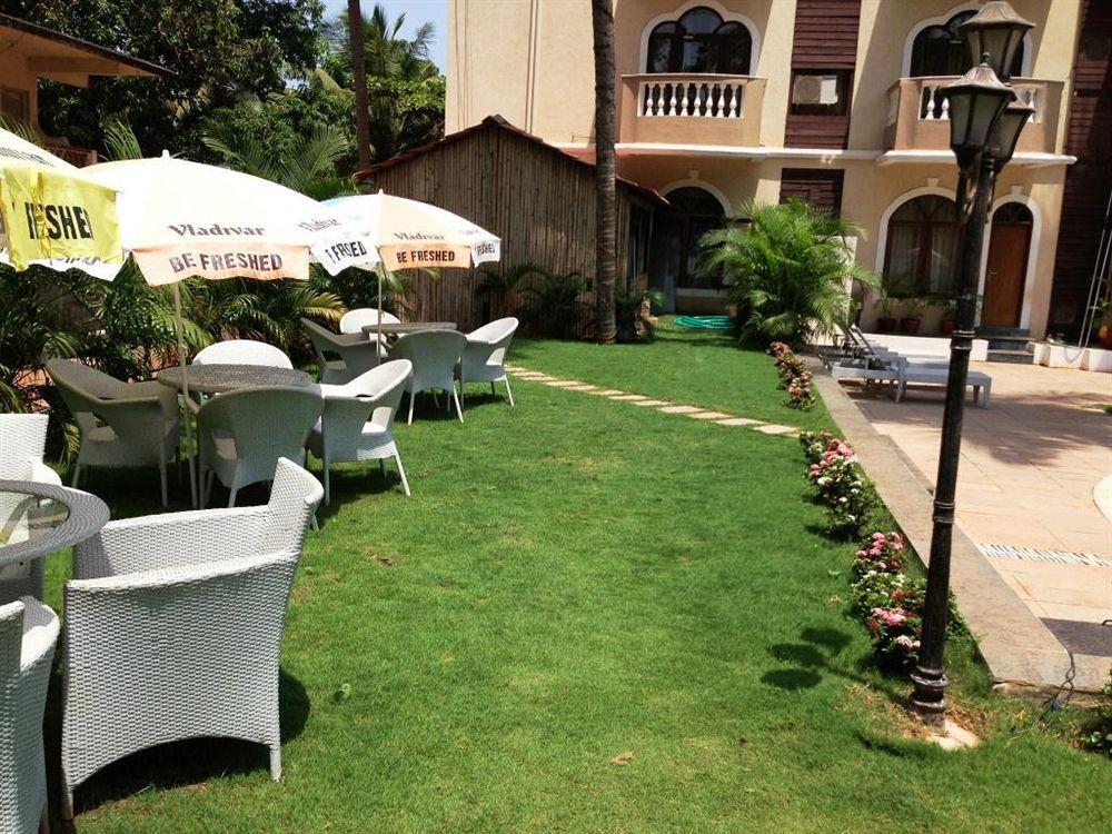 Sukhmantra Resort & Spa Candolim Exterior photo