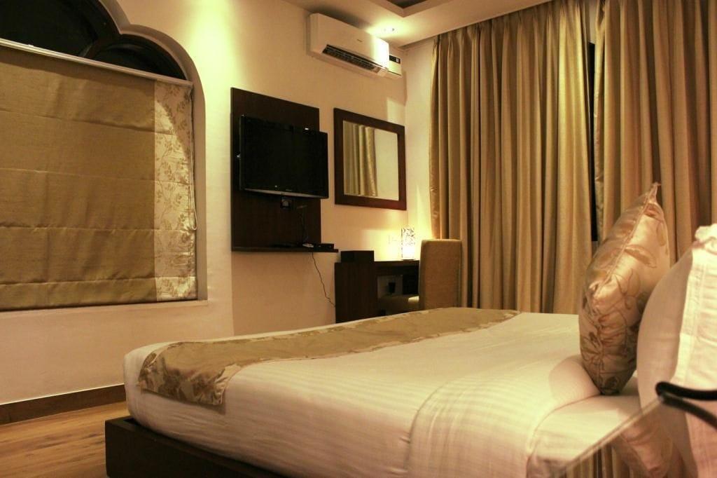 Sukhmantra Resort & Spa Candolim Exterior photo