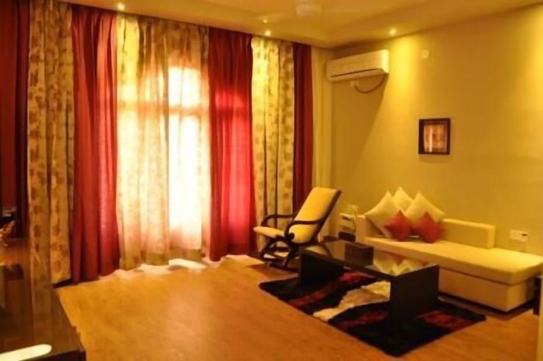 Sukhmantra Resort & Spa Candolim Exterior photo