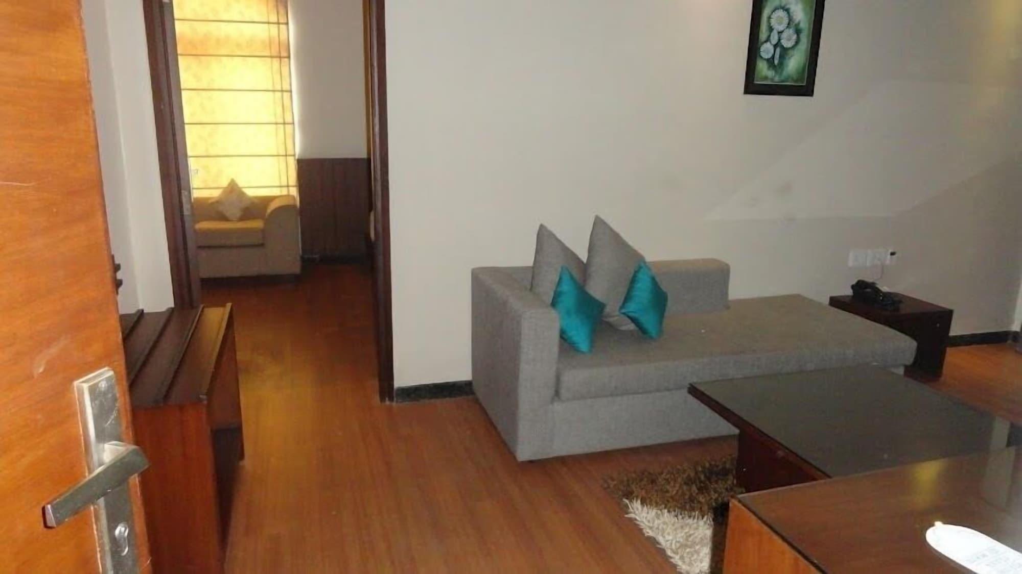 Sukhmantra Resort & Spa Candolim Exterior photo