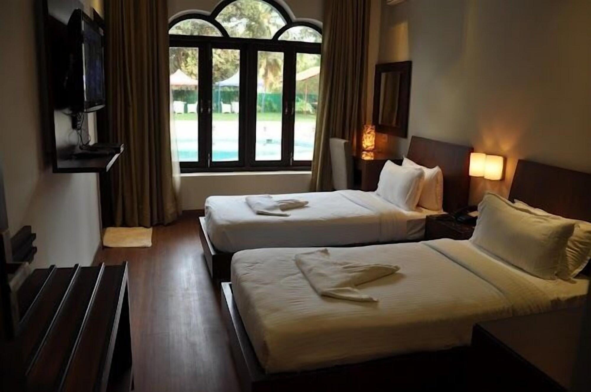Sukhmantra Resort & Spa Candolim Exterior photo